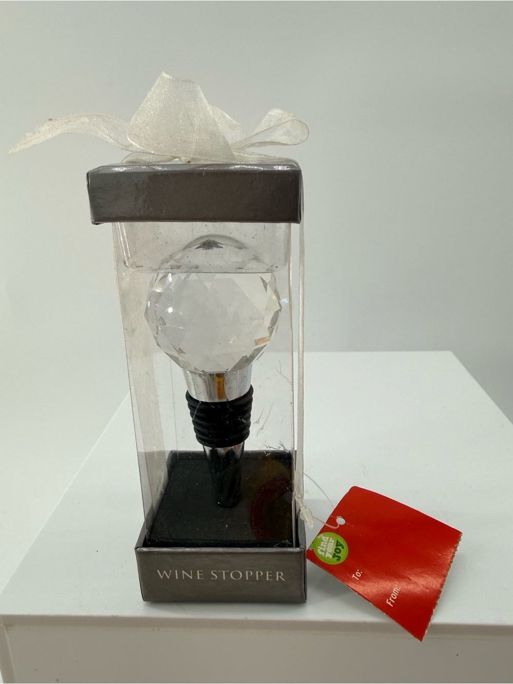 Crystal Glass Wine Stopper with Silver Accent